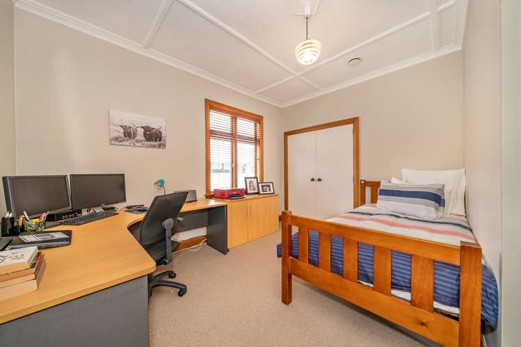 22 Bouverie Street Petone_12