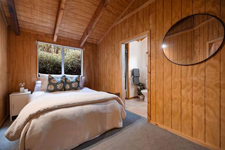 30A Mackinnon Terrace Sunshine Bay_8