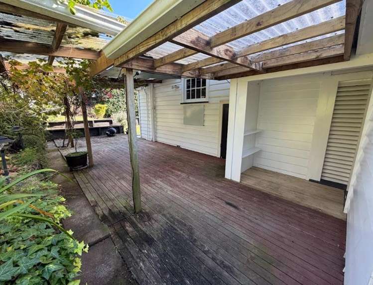 198 Greenlane West Road 1677_19
