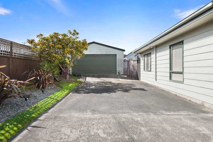 38 Dahlstrom Grove Kelvin Grove_7