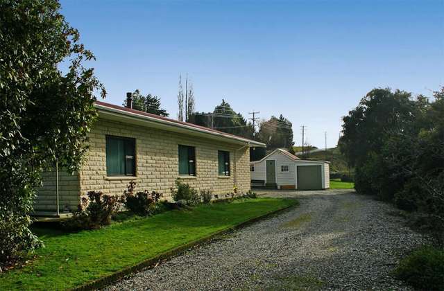 3 Lockharts Road Waitahuna_1