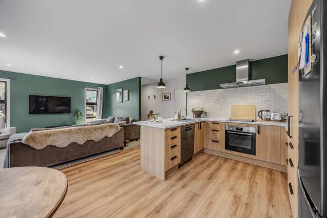 5 Riley Street Lake Hawea_3