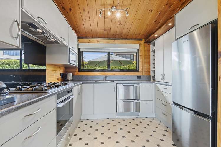 103B Barrett Road Whalers Gate_8