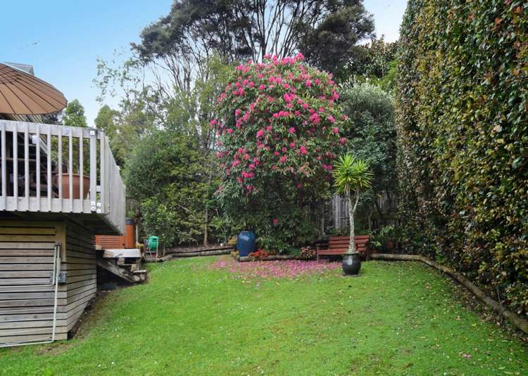 30 Longfellow Parade Glen Eden_20