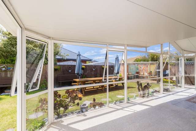 6 Orlando Crescent Waimairi Beach_2