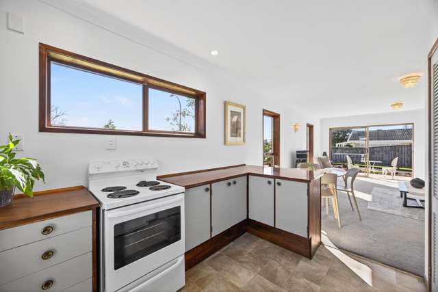 1/15 Serrita Avenue Sunnyhills_3