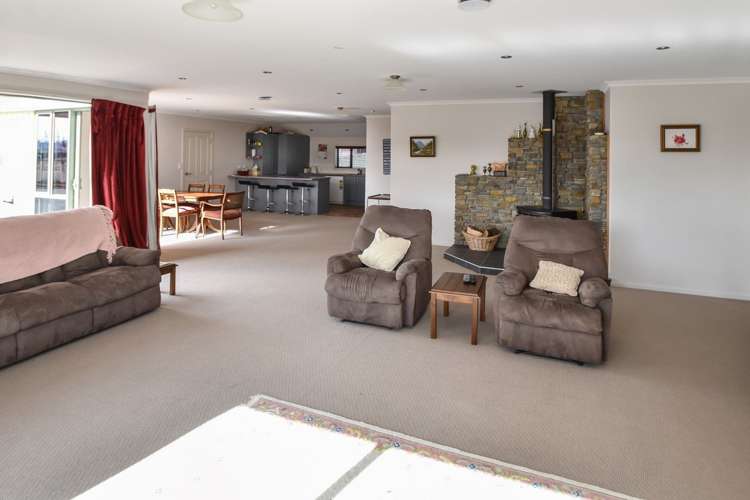 28 Lakeland Avenue Twizel_19