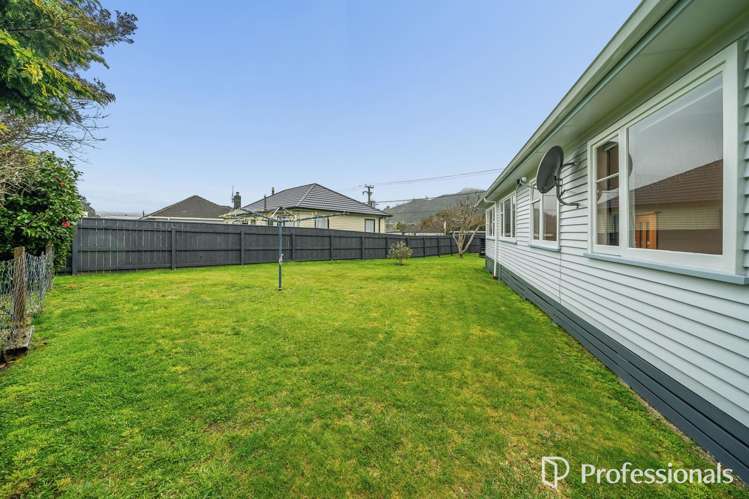 2 Short Street Wainuiomata_25
