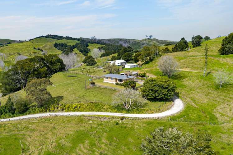 1334 Pukehuia Road Tangiteroria_30