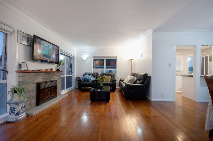 15 Hutchinsons Road Bucklands Beach_24