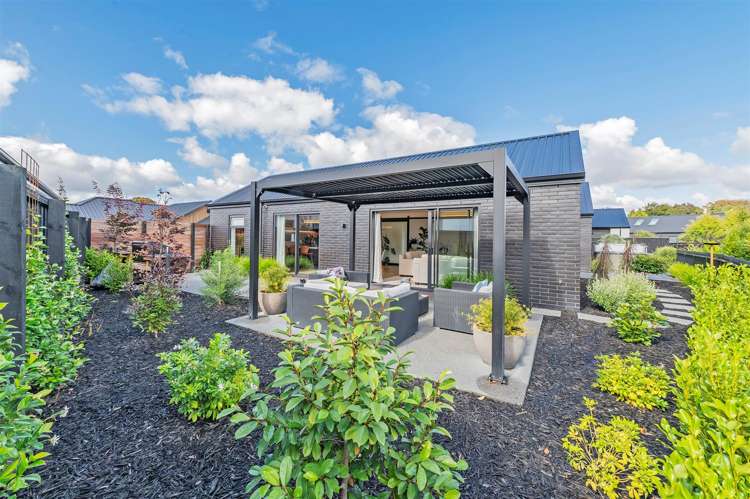 10 Kinnerton Lane Casebrook_19