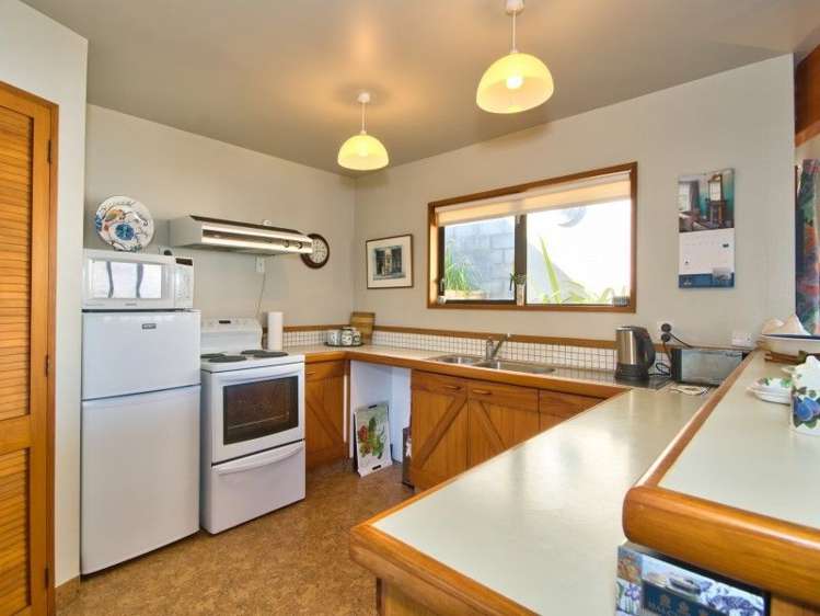 14a Cameron Place Fernhill/Sunshine Bay_6