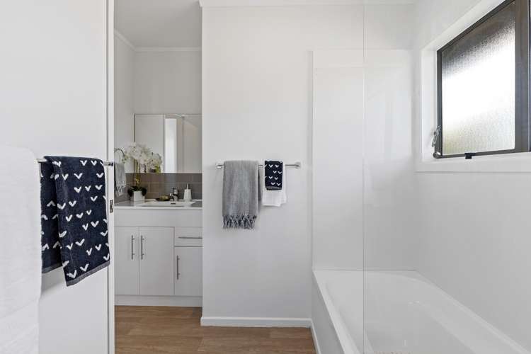 3/49 Lancaster Road Beach Haven_14