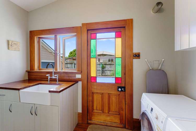 3 Wedgewood Grove Raumati Beach_19