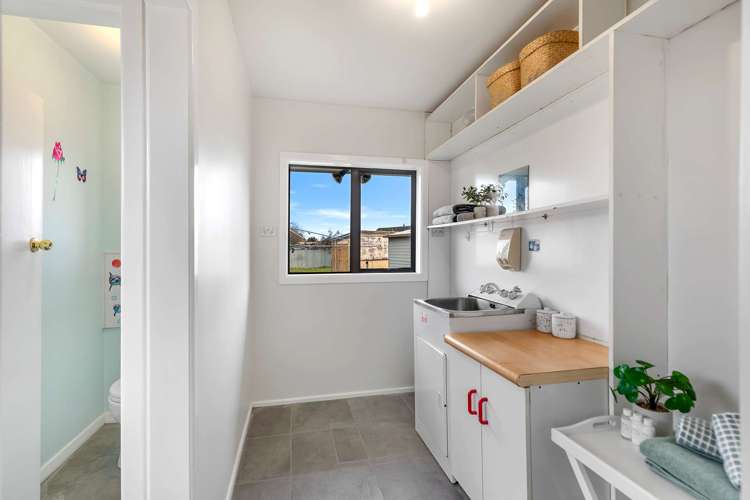 12 Brockenhurst Street Aranui_11