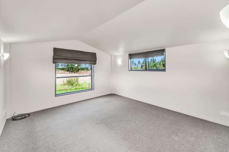 2047 South Eyre Road Eyrewell_13