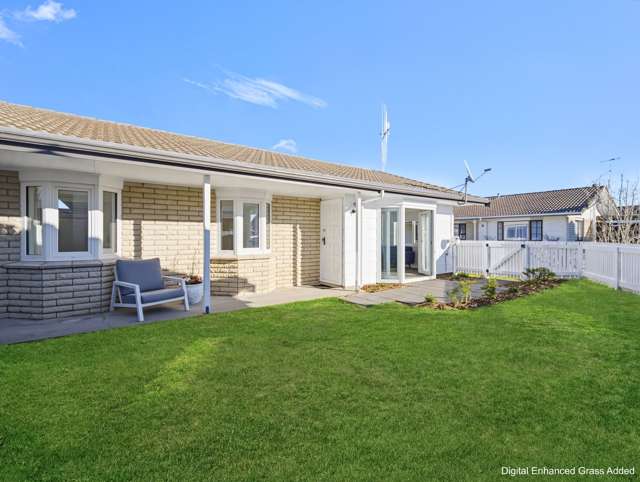 Warm, healthy & secure in a prime location