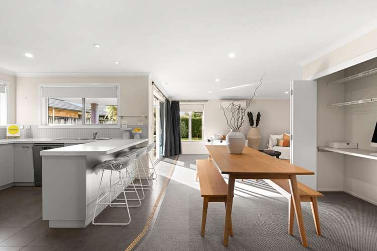 14 Tulip Drive Cambridge_5