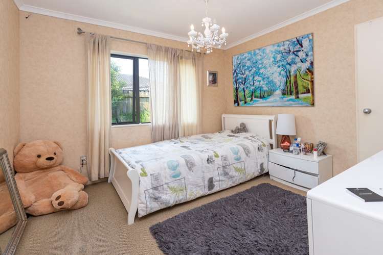 11 Belcoo Crescent East Tamaki_8