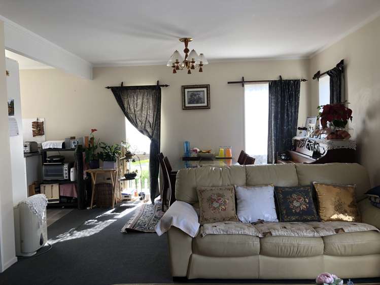 2/8 Monteith Crescent Remuera_2