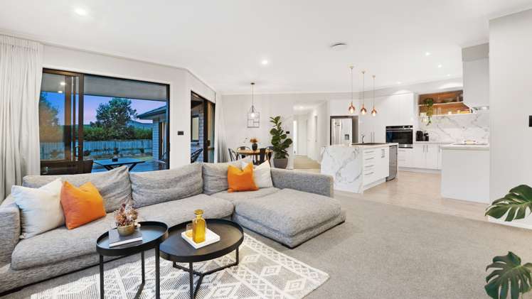 9 Grove Way Riverhead_7