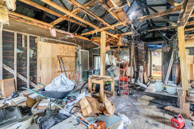 882 Tahakopa Valley Road Catlins Surrounds_10