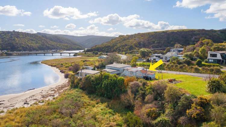 1413 Taieri Mouth Road_3