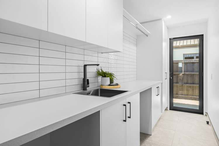 8 Frederick Busch Crescent Rangiora_14