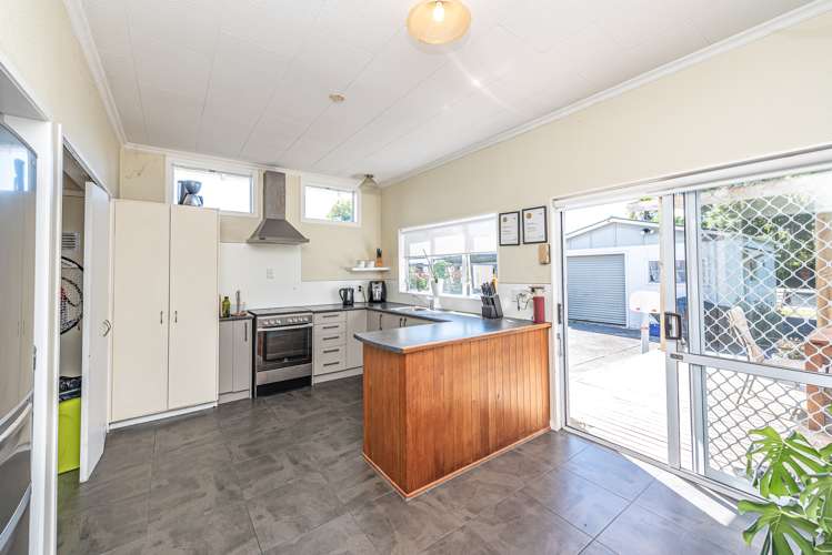 10 Burton Avenue Wanganui East_8