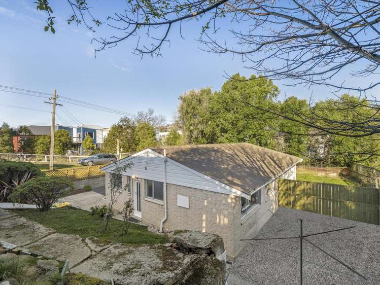 2b Runciman Street Green Island_15