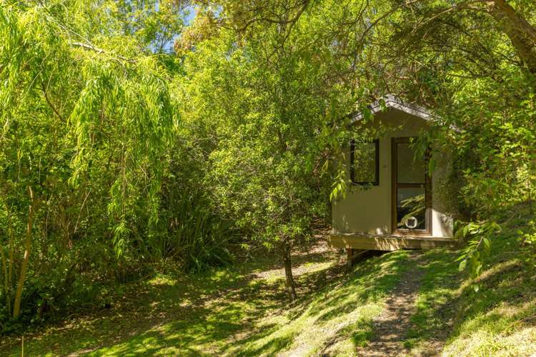 23 Ranui Crescent Diamond Harbour_15