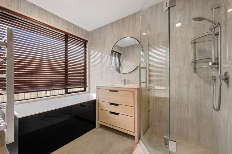 46 Redcastle Drive East Tamaki_17