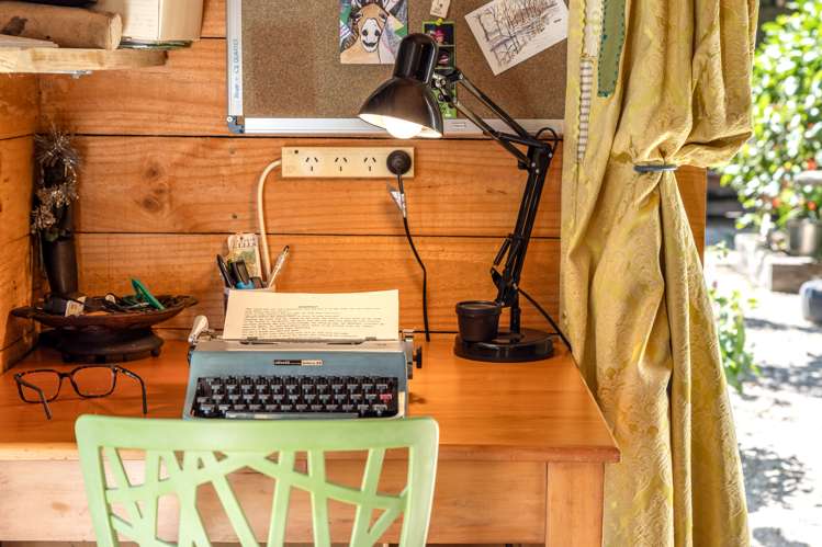 24 The Esplanade Oneroa_31