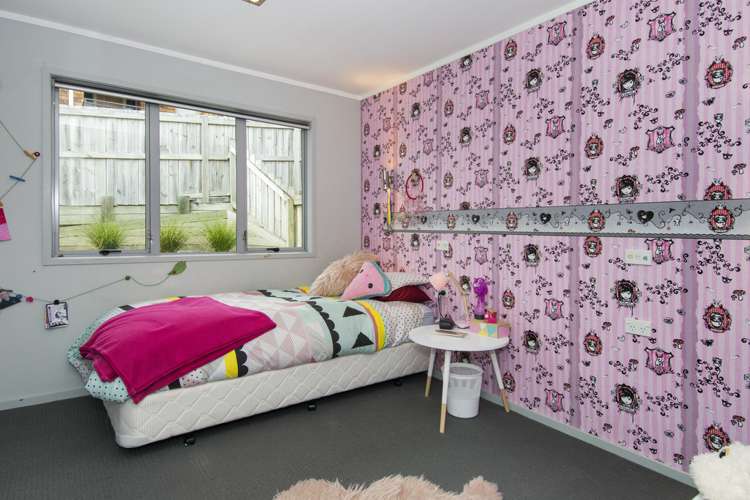 54 Waterside Drive Pyes Pa_14