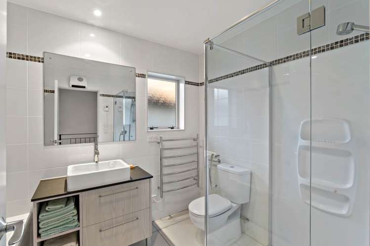 37 Searle Street Stonefields_13