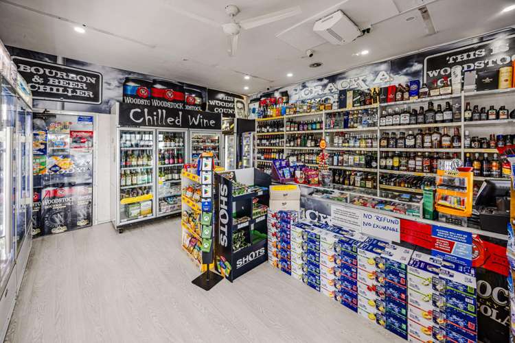 34 Riverton Drive Randwick Park_13