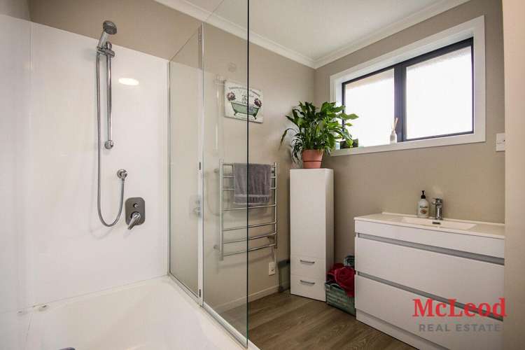 68 Middle Road Allenton_12