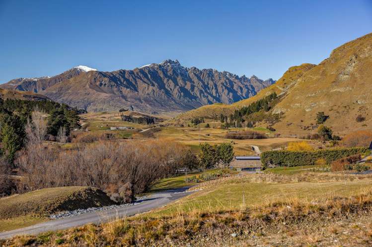 Lots 2 and 5, The Paddock, Littles Road Dalefield/Wakatipu Basin_11