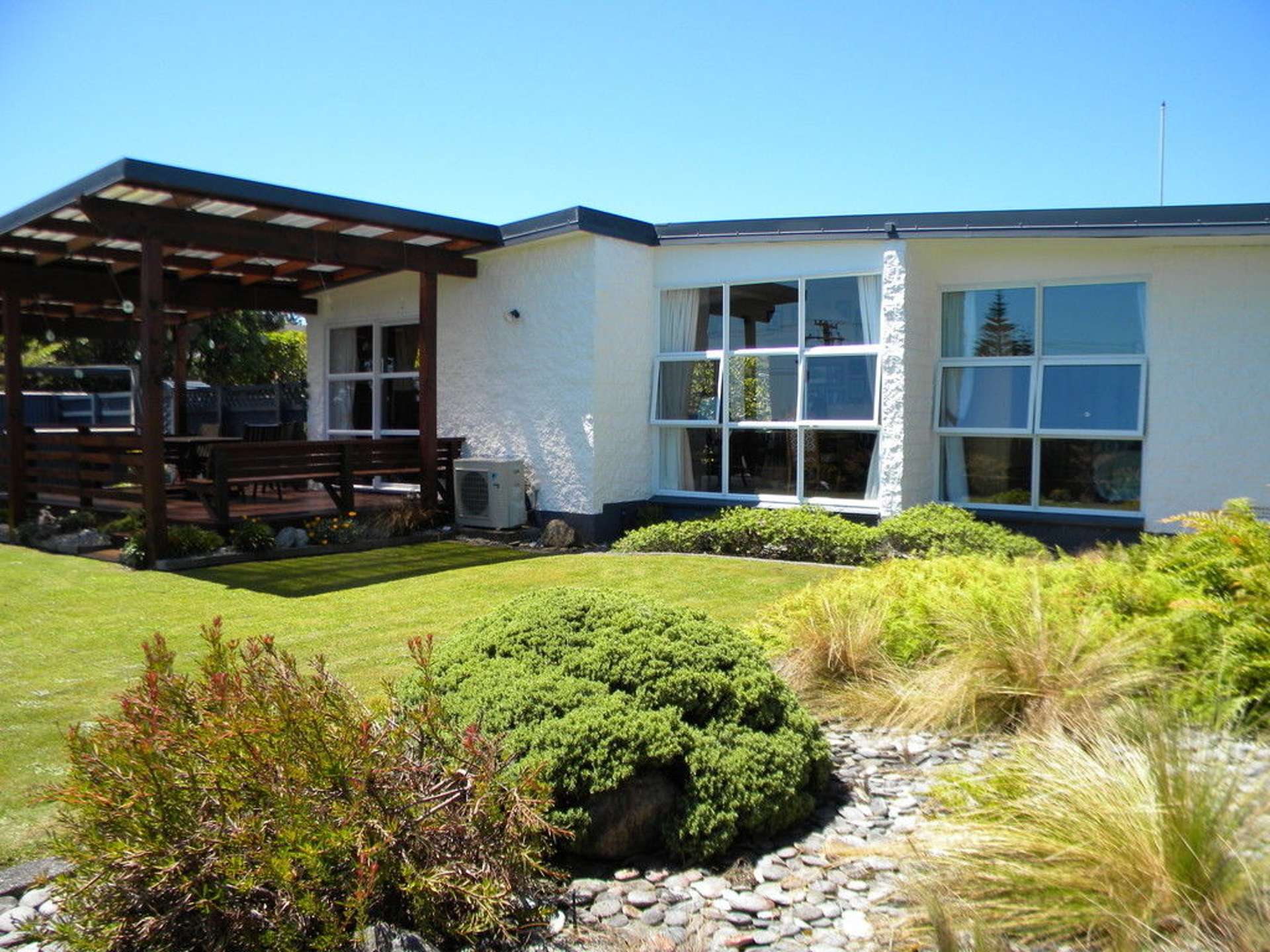 180 Fitzherbert Street Hokitika_0