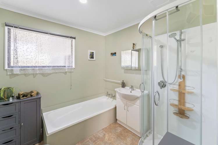 17D Martin Avenue Wakefield_10