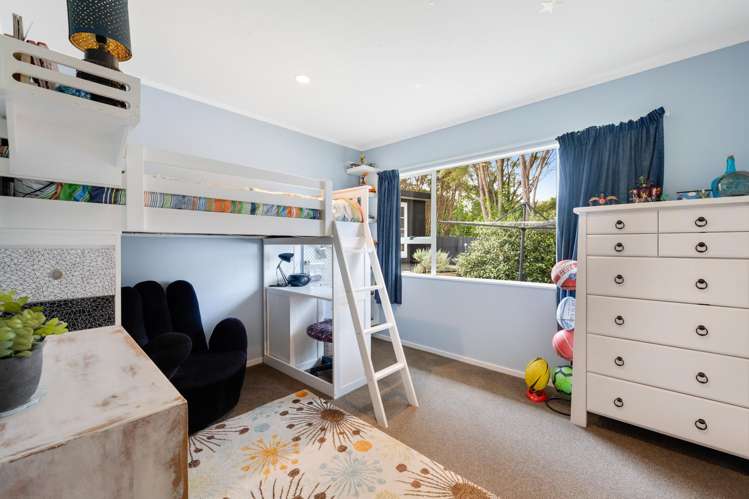 61 Gosford Drive Botany Downs_8