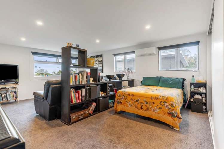 1/4 Elizabeth Place Mairangi Bay_24