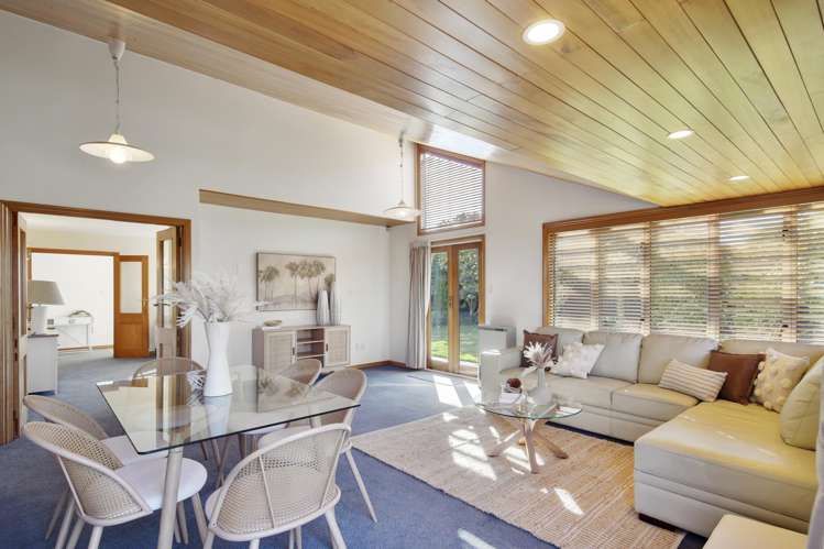 49b Regency Crescent Redwood_9