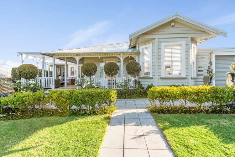 71 Beach Road Mellons Bay_0