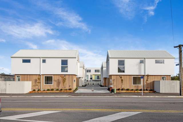 Central Location with a Single Garage!