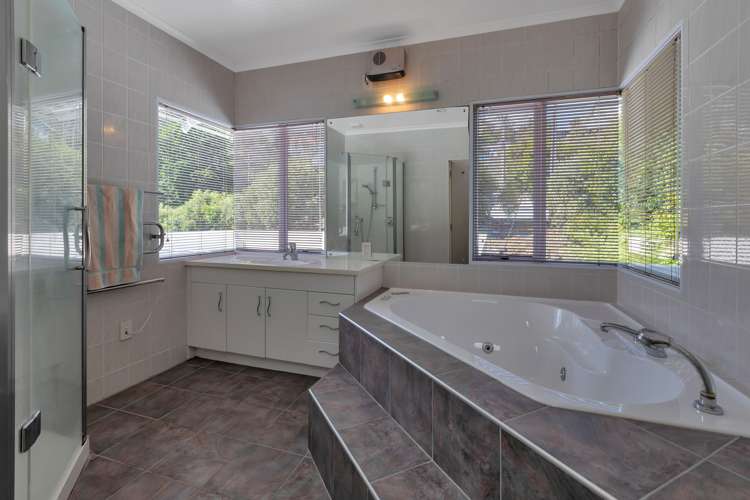 8 Punga Grove Avenue Riverside_22