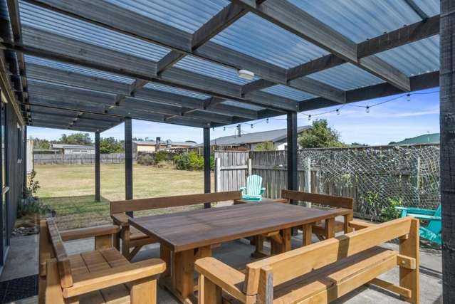 16 Te Kiri Street Himatangi Beach_1