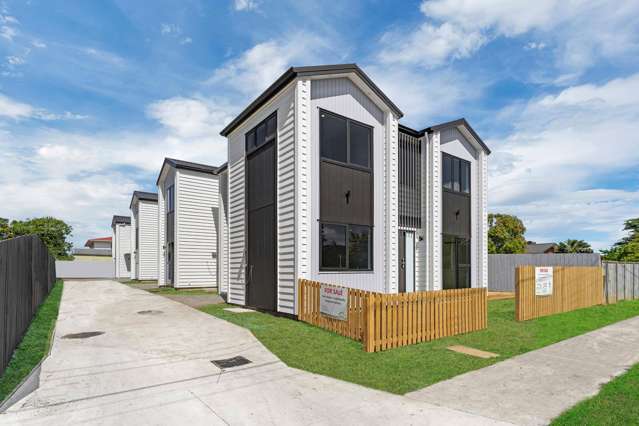 8A Gardiner Grove Mangere East_3