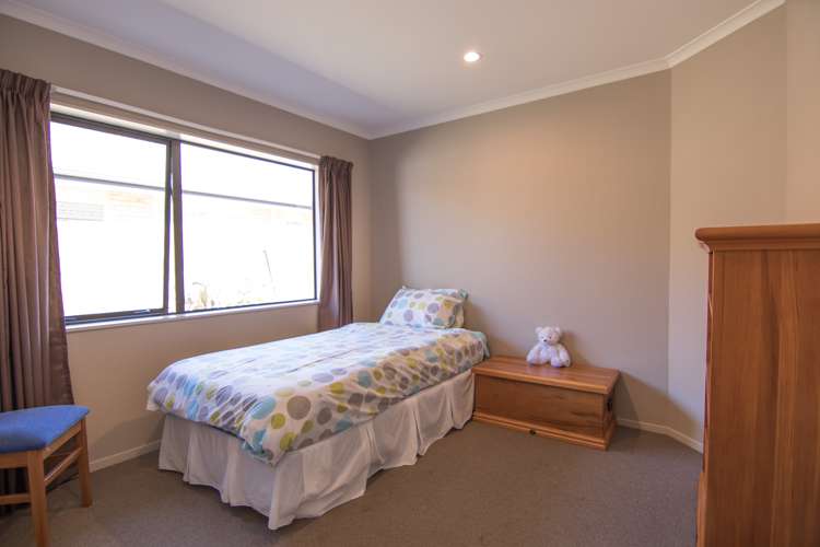 4 Fern Place Beachlands_14