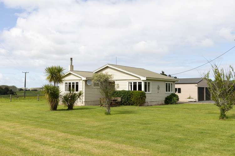 1557 Waihue Road Dargaville Surrounds_8